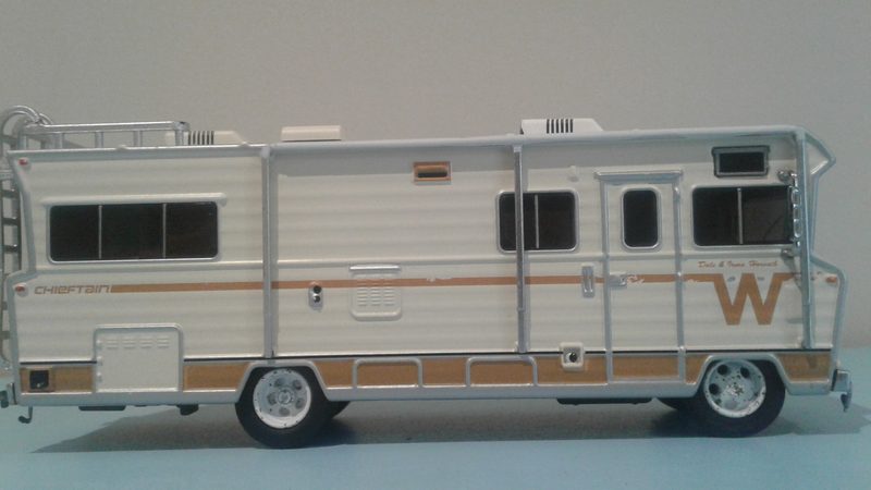Illustration for article titled 1973 Winnebago Chieftian by Greenight REVIEW